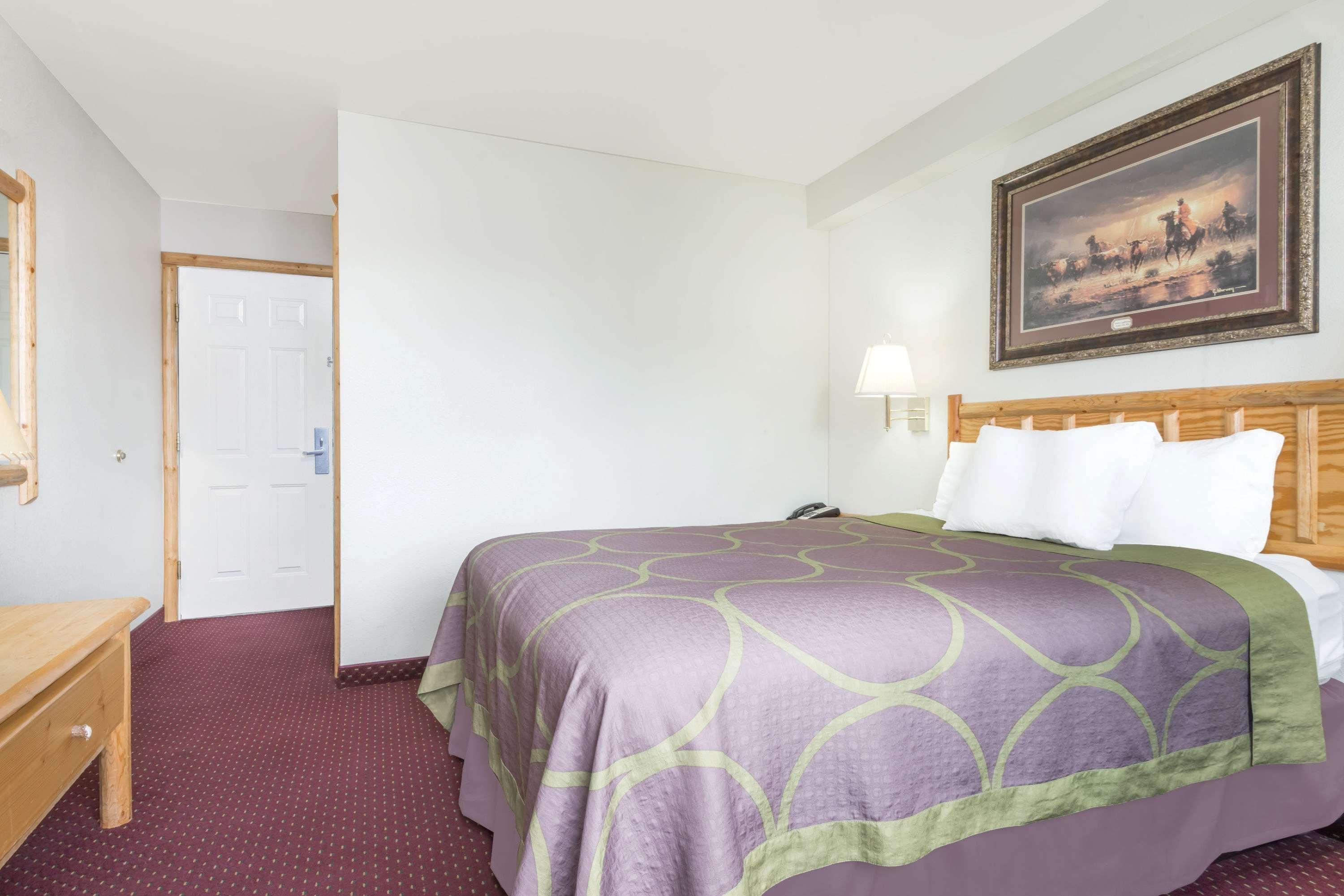 Super 8 By Wyndham Hotel 3*