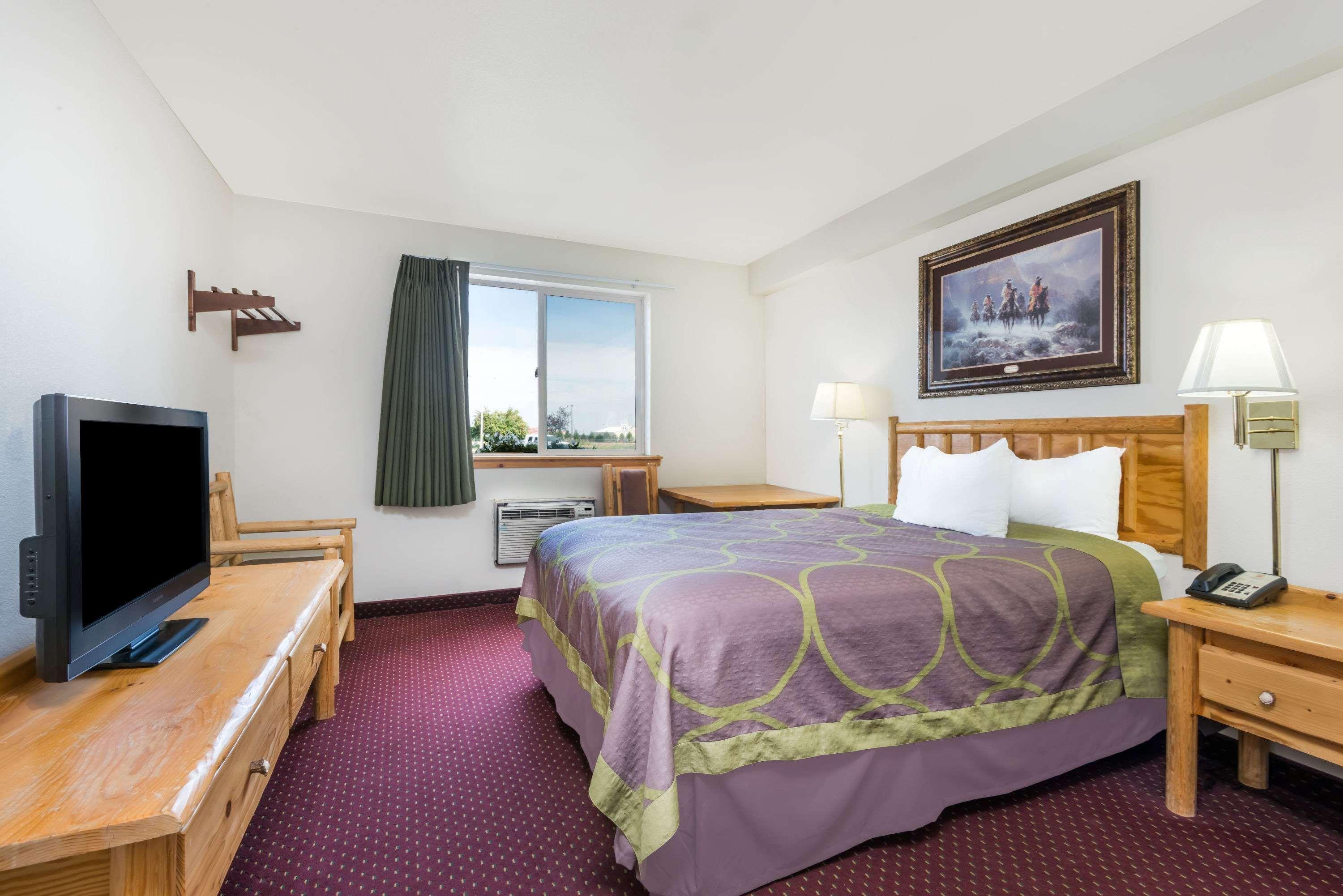 Super 8 By Wyndham Hotel Powell